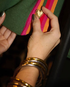 Sweater Loved Heart Golden