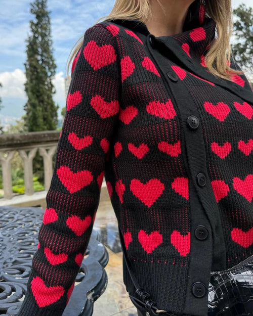 Sweater Asimétrico Corazón Negro
