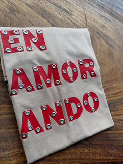 Playera en Amor Ando