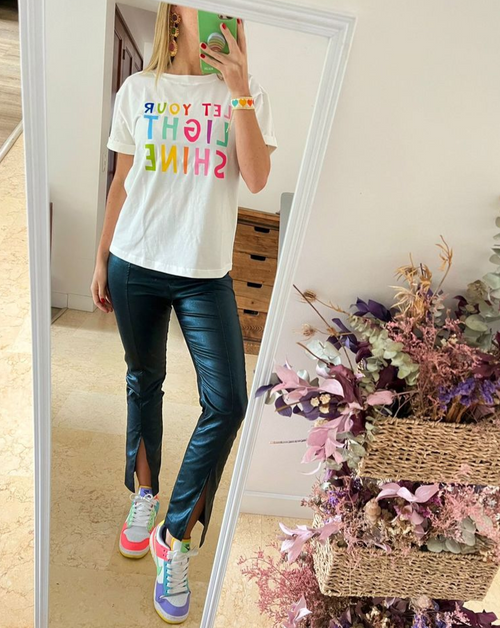 Playera Let YourLight
