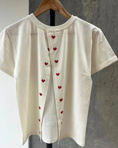 Playera Llueven corazones
