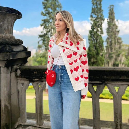 Sweater Asimétrico Corazón Beige